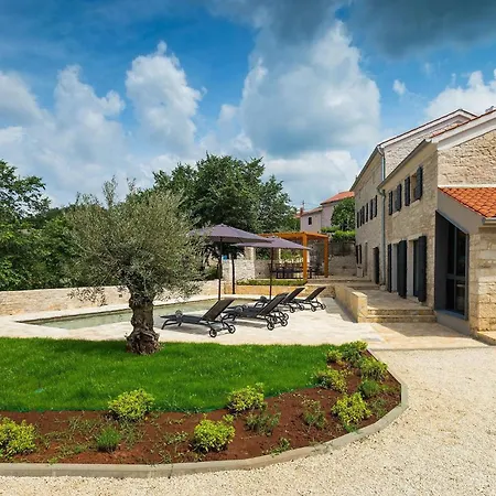 Casa 42 Bičići